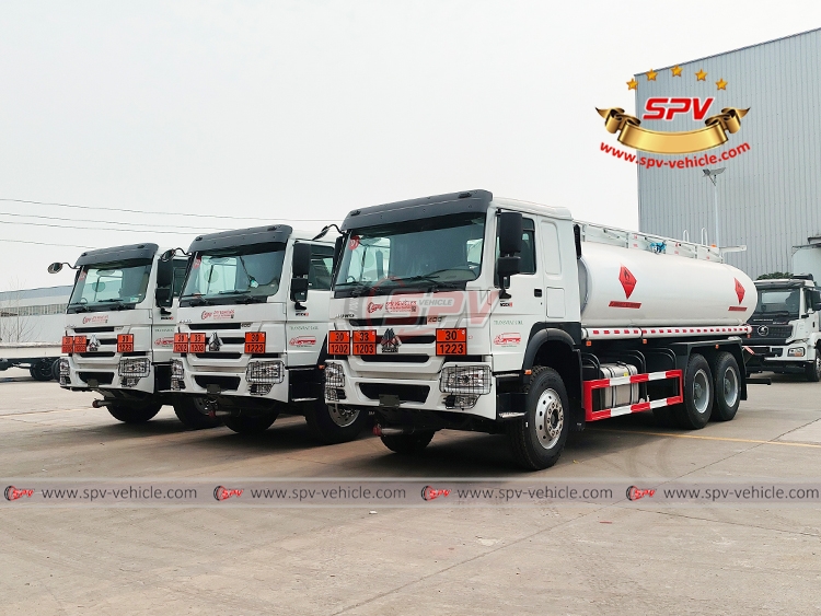 3 Units of 22,000 Litres Fuel Transport Truck Sinotruk - Left Front Side View